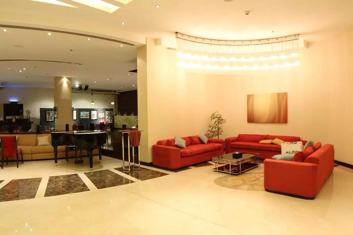 city season hotel muscat labys (Copy).jpg